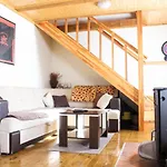 Chalet Adria *